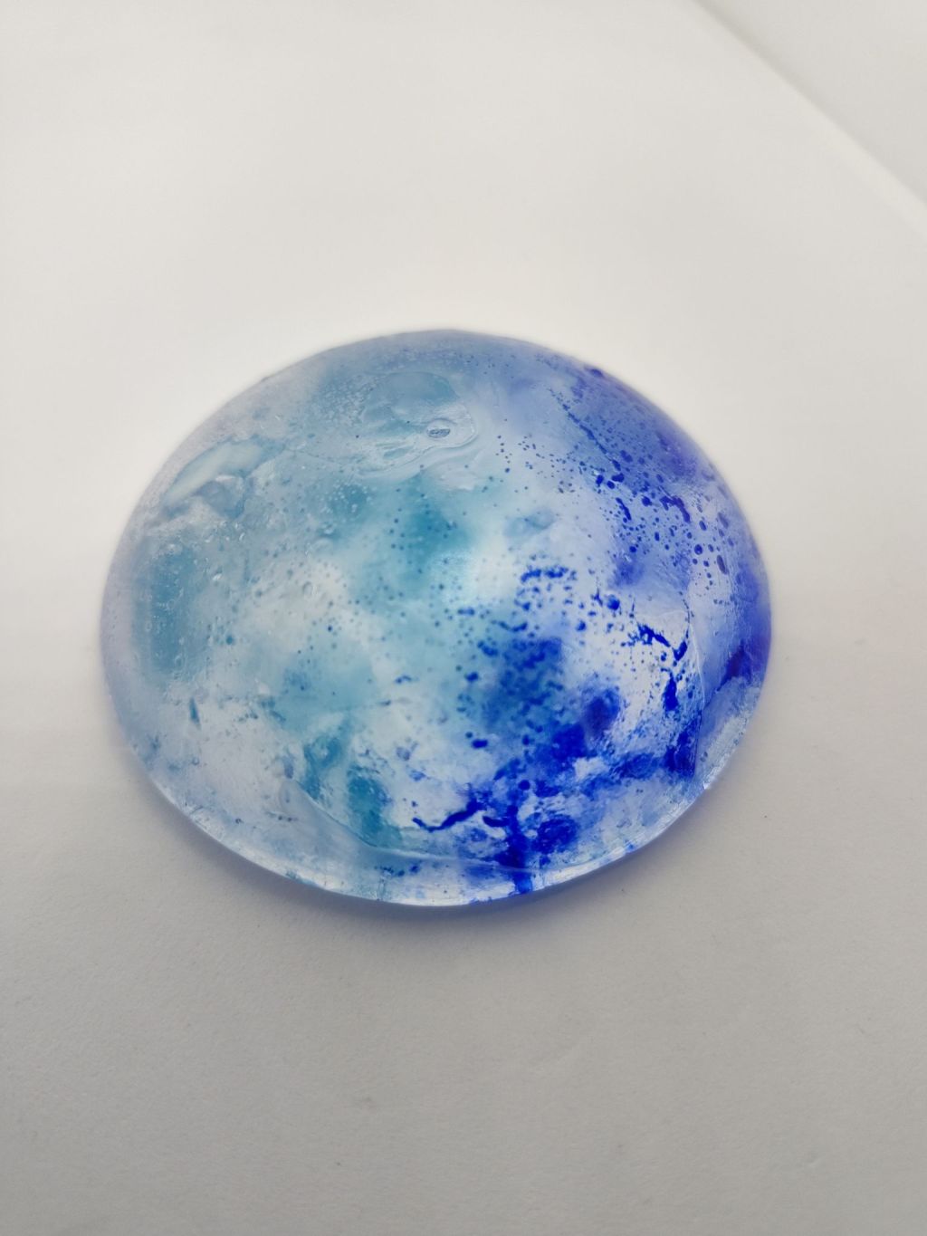 Round Glass Paperweights